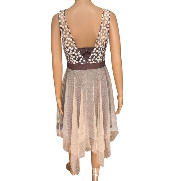 Altar’d State cotton blend mesh tulle fit and flare dress embroidered top size M - Picture 3 of 9